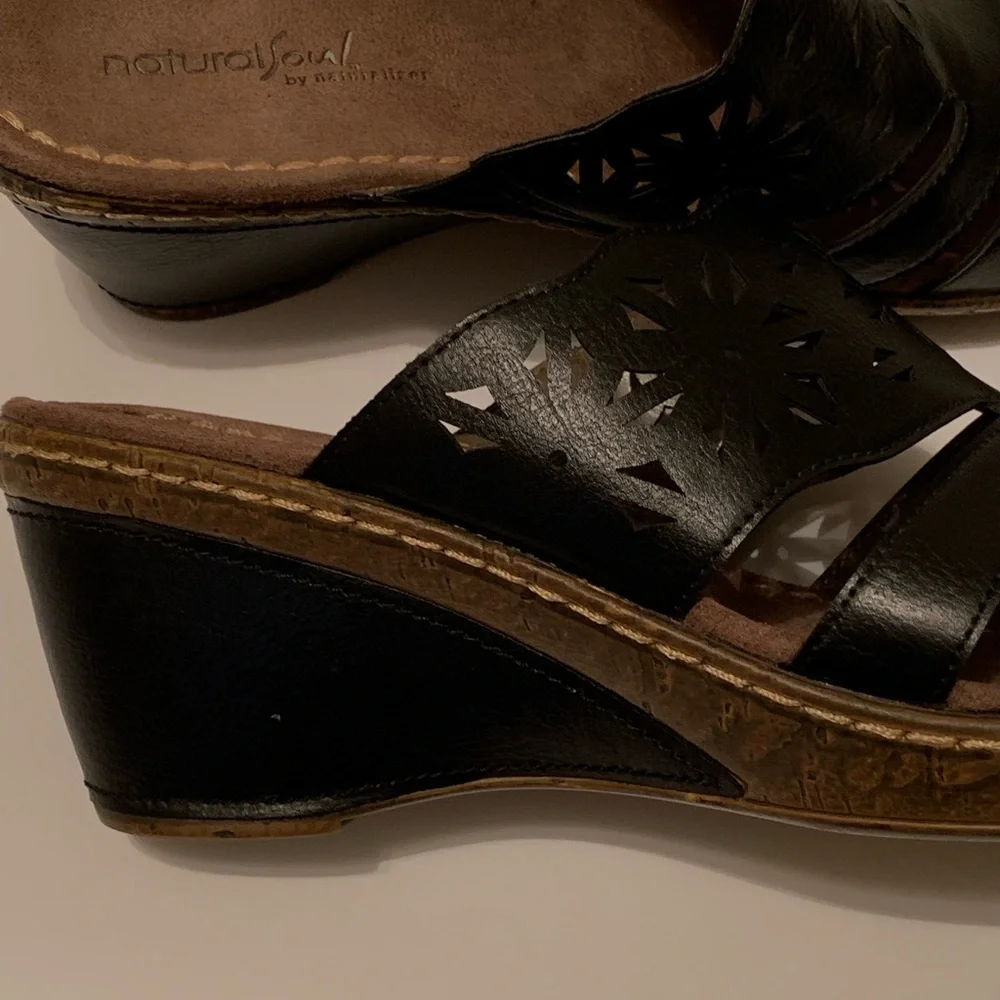 NATURAL SOUL BY NATURALIZER Black Wedge Open Toe Mules Sandals Size 10M